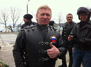 Карабин жилетный белый